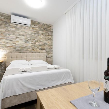 Split Varos Inn Eksteriør bilde